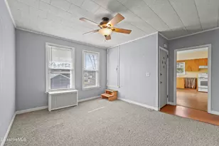 53 Newell St, Pittsfield, MA 01201 - Photo 29