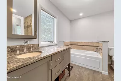 26 Westbrook Ter, Pittsfield, MA 01201 - Photo 27