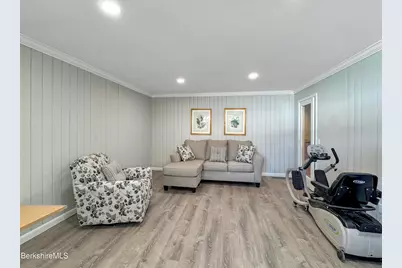 26 Westbrook Ter, Pittsfield, MA 01201 - Photo 33