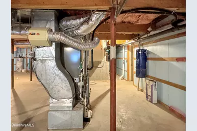 26 Westbrook Ter, Pittsfield, MA 01201 - Photo 39