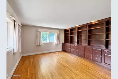 26 Westbrook Ter, Pittsfield, MA 01201 - Photo 7