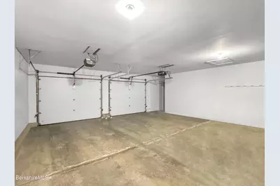 26 Westbrook Ter, Pittsfield, MA 01201 - Photo 49