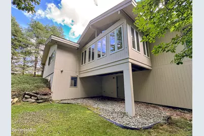 26 Westbrook Ter, Pittsfield, MA 01201 - Photo 3