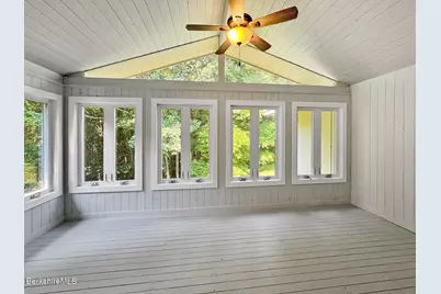 26 Westbrook Ter, Pittsfield, MA 01201 - Photo 25