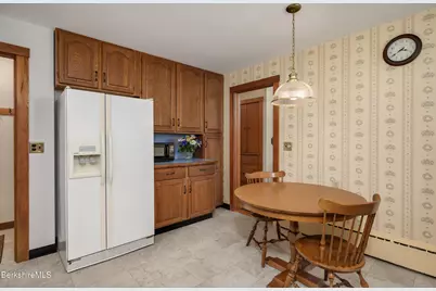 193 Cold Spring Rd, Williamstown, MA 01267 - Photo 15