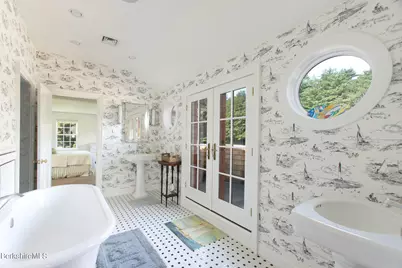 [Address not provided], Great Barrington, MA 01230 - Photo 59