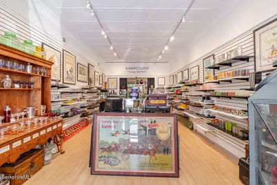 14 Railroad St, Great Barrington, MA 01230 - Photo 11