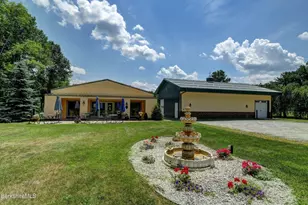 8 Knight Rd, New Marlboro, MA 01230 - Photo 1