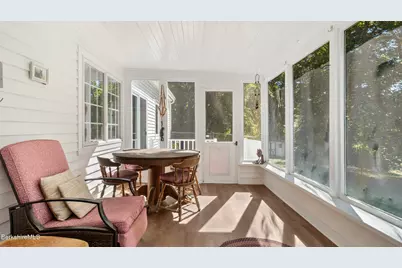 1 Cornwall Dr, Great Barrington, MA 01230 - Photo 27