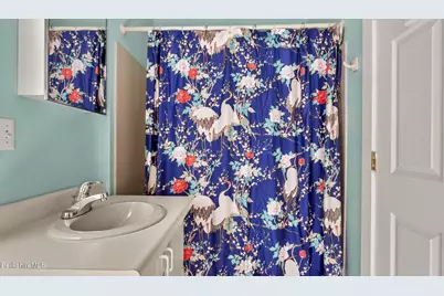 1 Cornwall Dr, Great Barrington, MA 01230 - Photo 31