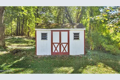 1 Cornwall Dr, Great Barrington, MA 01230 - Photo 45