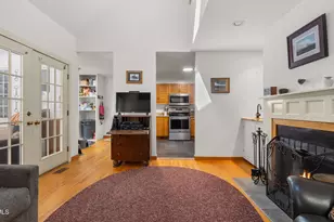 1 Cornwall Dr, Great Barrington, MA 01230 - Photo 25