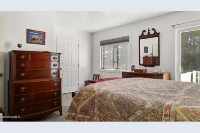 1 Cornwall Dr, Great Barrington, MA 01230 - Photo 25