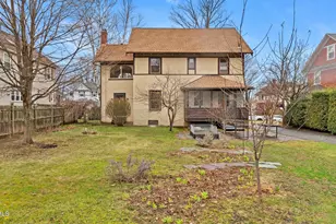 69 Commonwealth Ave, Pittsfield, MA 01201 - Photo 3