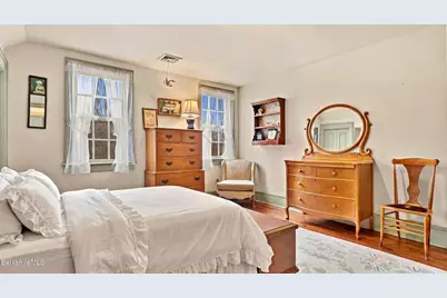 260 Maple Ave, Great Barrington, MA 01230 - Photo 27