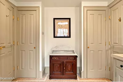 260 Maple Ave, Great Barrington, MA 01230 - Photo 27