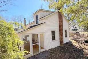 33 Hancock Rd, Williamstown, MA 01267 - Photo 5