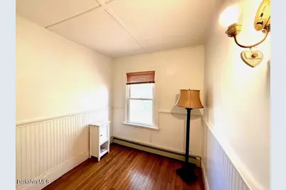 33 Hancock Rd, Williamstown, MA 01267 - Photo 15