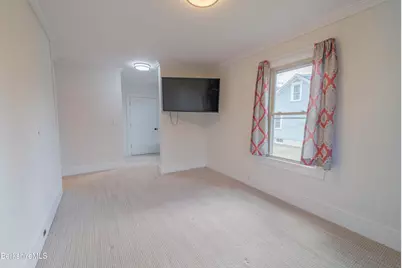 108 N Summer St, Adams, MA 01220 - Photo 7