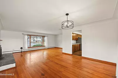 55 Crystal St, Pittsfield, MA 01201 - Photo 11