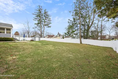 55 Crystal St, Pittsfield, MA 01201 - Photo 45