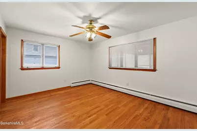 55 Crystal St, Pittsfield, MA 01201 - Photo 21