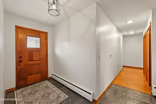 55 Crystal St, Pittsfield, MA 01201 - Photo 5