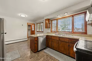 55 Crystal St, Pittsfield, MA 01201 - Photo 19