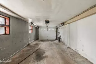 55 Crystal St, Pittsfield, MA 01201 - Photo 39