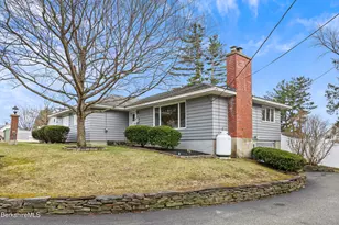 55 Crystal St, Pittsfield, MA 01201 - Photo 3