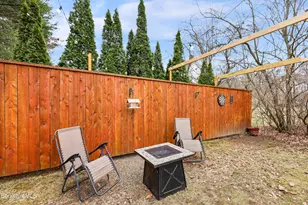 322 Cheshire Rd, Pittsfield, MA 01201 - Photo 29