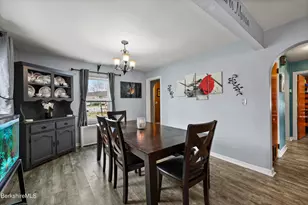 322 Cheshire Rd, Pittsfield, MA 01201 - Photo 15