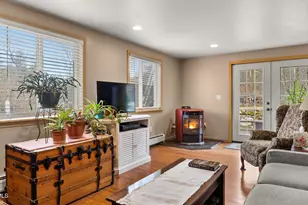 298 Housatonic St, Dalton, MA 01226 - Photo 5