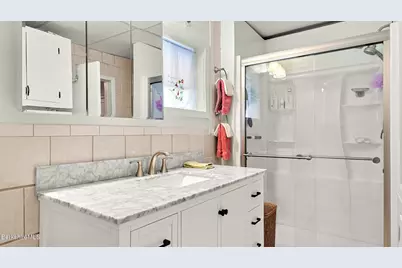 298 Housatonic St, Dalton, MA 01226 - Photo 15