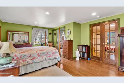 298 E Housatonic St, Dalton, MA 01226 - Photo 13