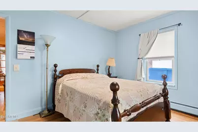 298 Housatonic St, Dalton, MA 01226 - Photo 17