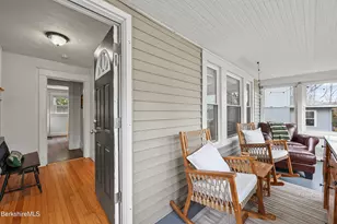 27 Morgan St, Pittsfield, MA 01201 - Photo 3