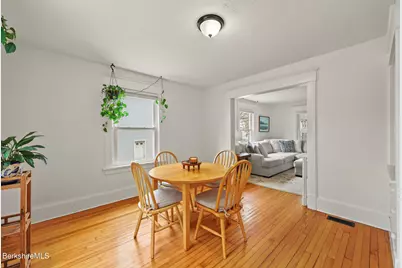 27 Morgan St, Pittsfield, MA 01201 - Photo 11