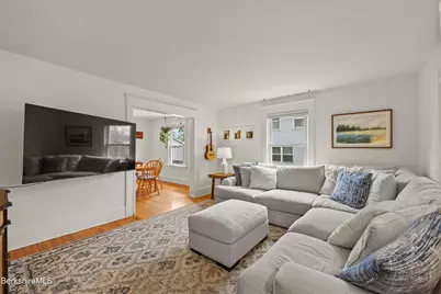 27 Morgan St, Pittsfield, MA 01201 - Photo 7