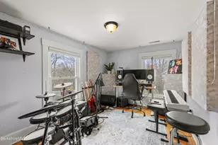 27 Morgan St, Pittsfield, MA 01201 - Photo 23