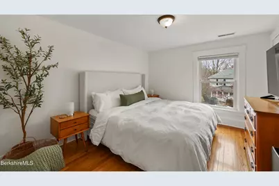 27 Morgan St, Pittsfield, MA 01201 - Photo 17