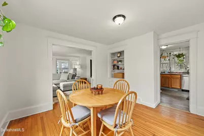 27 Morgan St, Pittsfield, MA 01201 - Photo 9