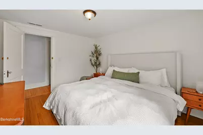 27 Morgan St, Pittsfield, MA 01201 - Photo 19