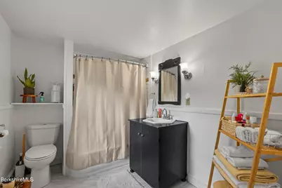 27 Morgan St, Pittsfield, MA 01201 - Photo 23