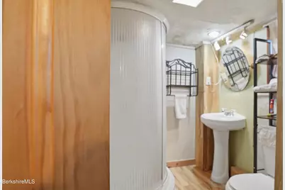 1286 North St, Pittsfield, MA 01201 - Photo 23