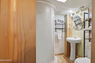 1286 North St, Pittsfield, MA 01201 - Photo 23