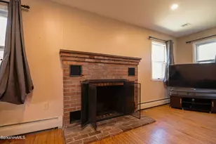 28 Adell St, Pittsfield, MA 01201 - Photo 21