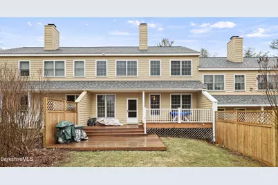 1136 Barker Rd #27, Pittsfield, MA 01201 - Photo 25