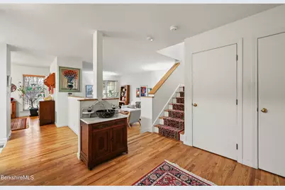 1136 Barker Rd #27, Pittsfield, MA 01201 - Photo 3