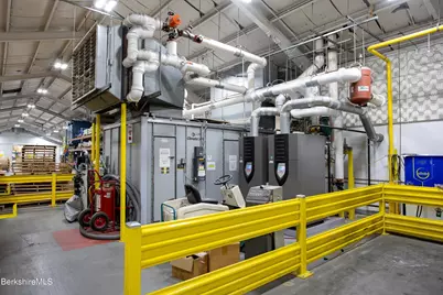 113 Silver St, Sheffield, MA 01257 - Photo 9